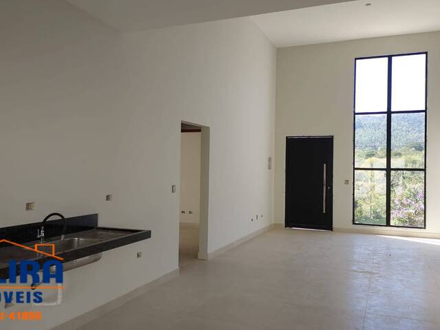 Casa para Venda em Atibaia - 5