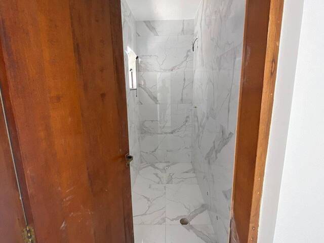 Casa em Associação ou Condomínio para Venda em Mairiporã - 4