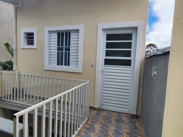 Kitnet para Locação em Mairiporã - 2