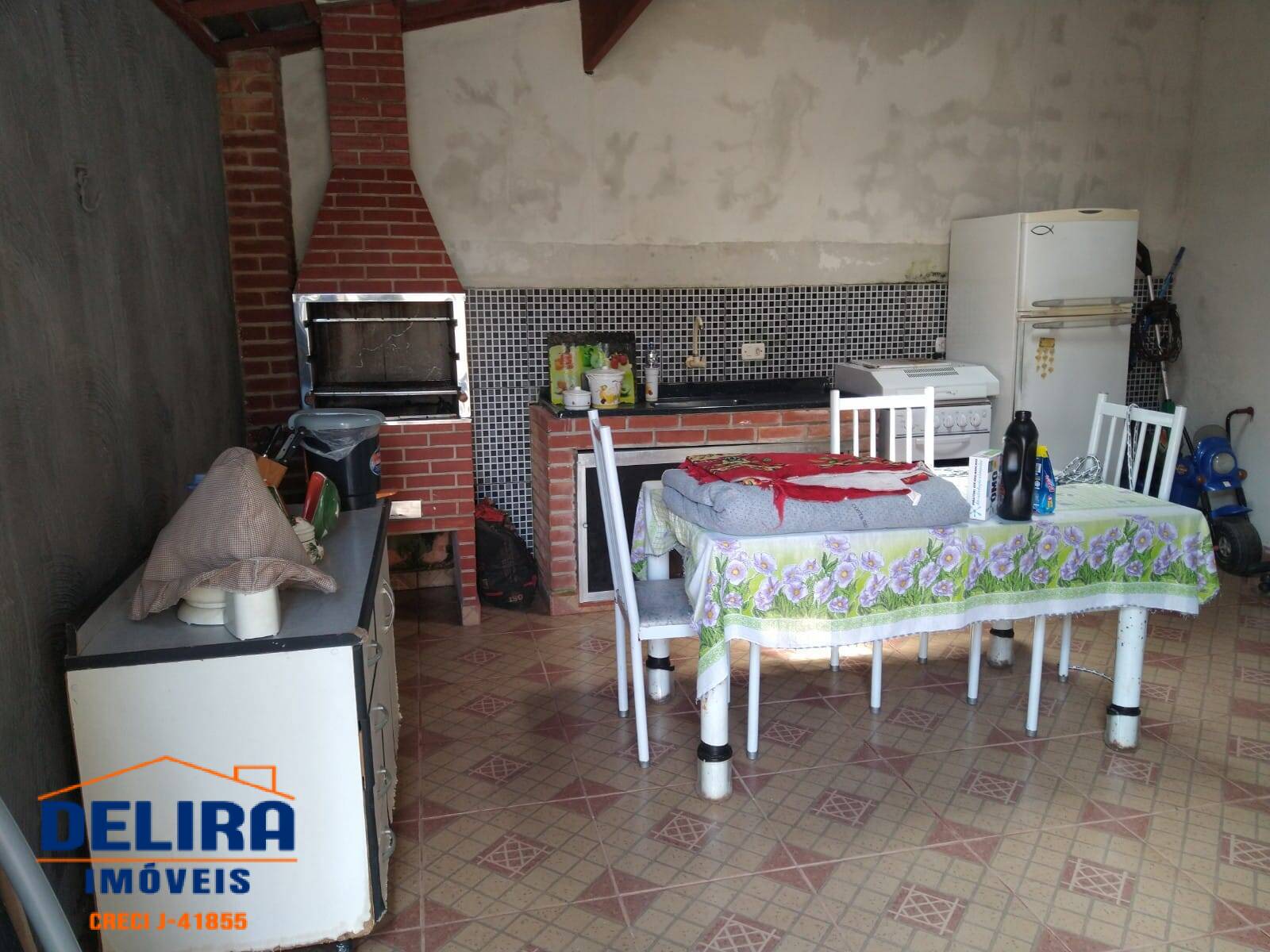 Casa à venda com 2 quartos, 65m² - Foto 5