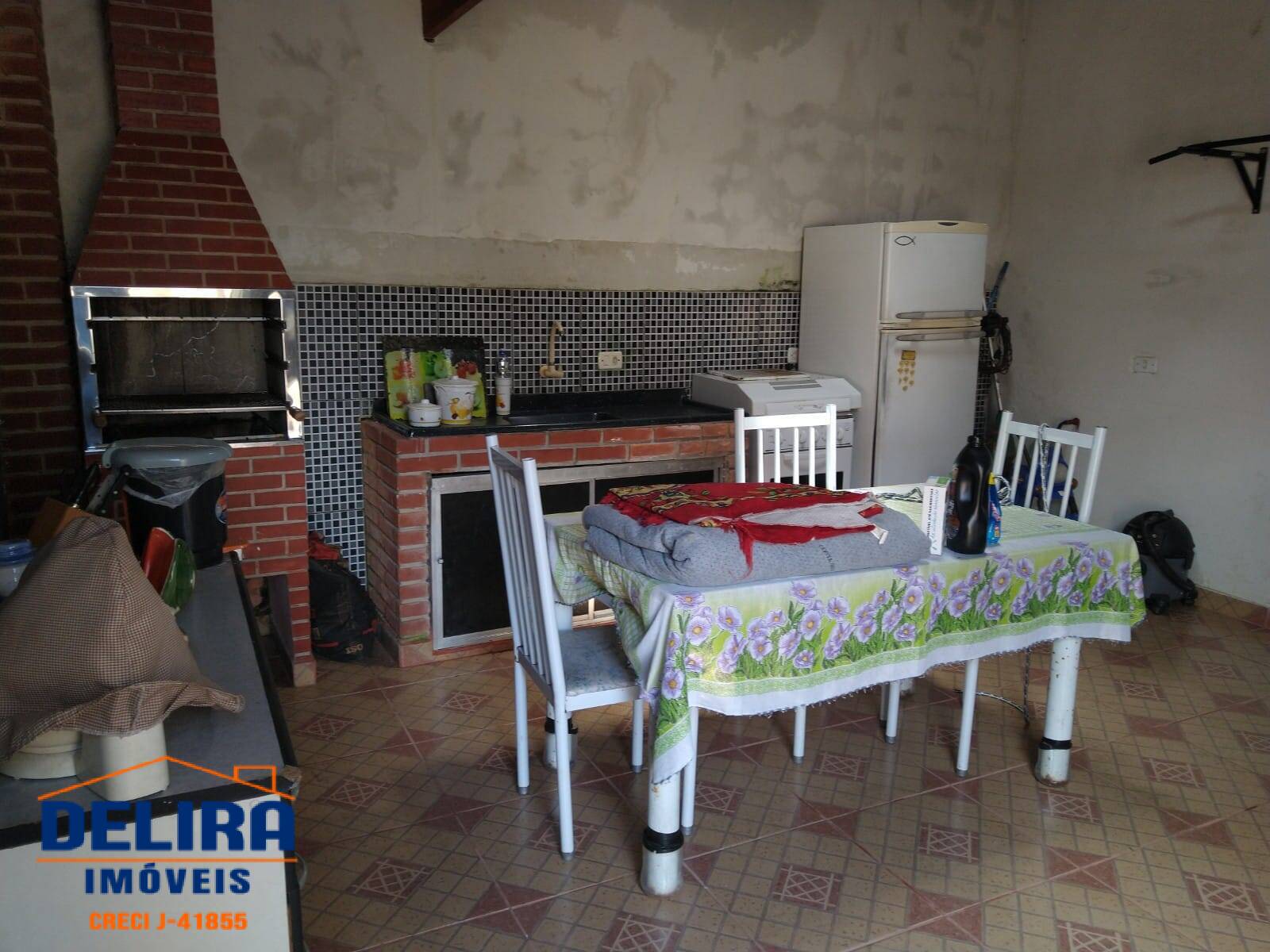 Casa à venda com 2 quartos, 65m² - Foto 6