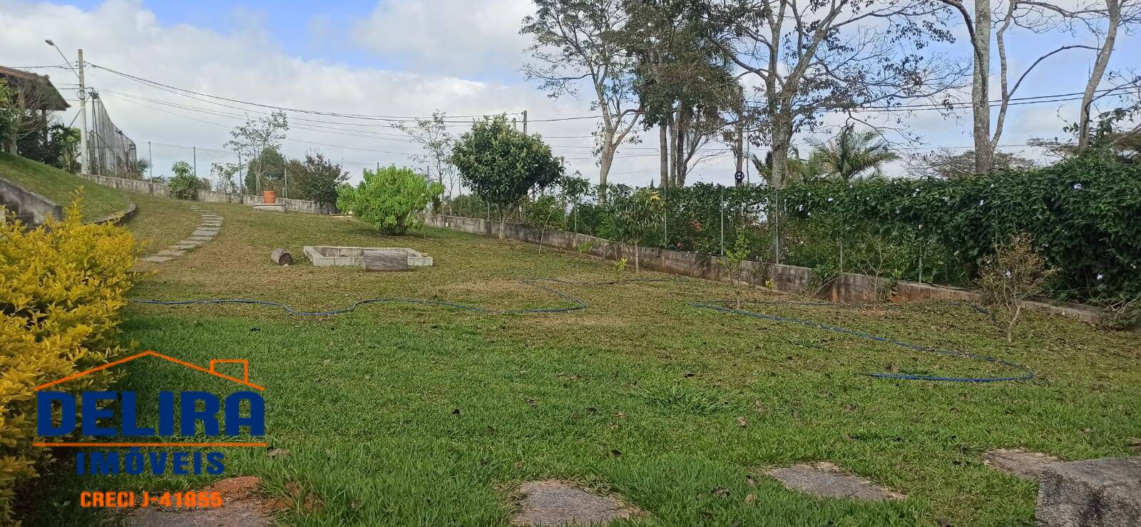 Chácara à venda com 3 quartos, 200m² - Foto 37