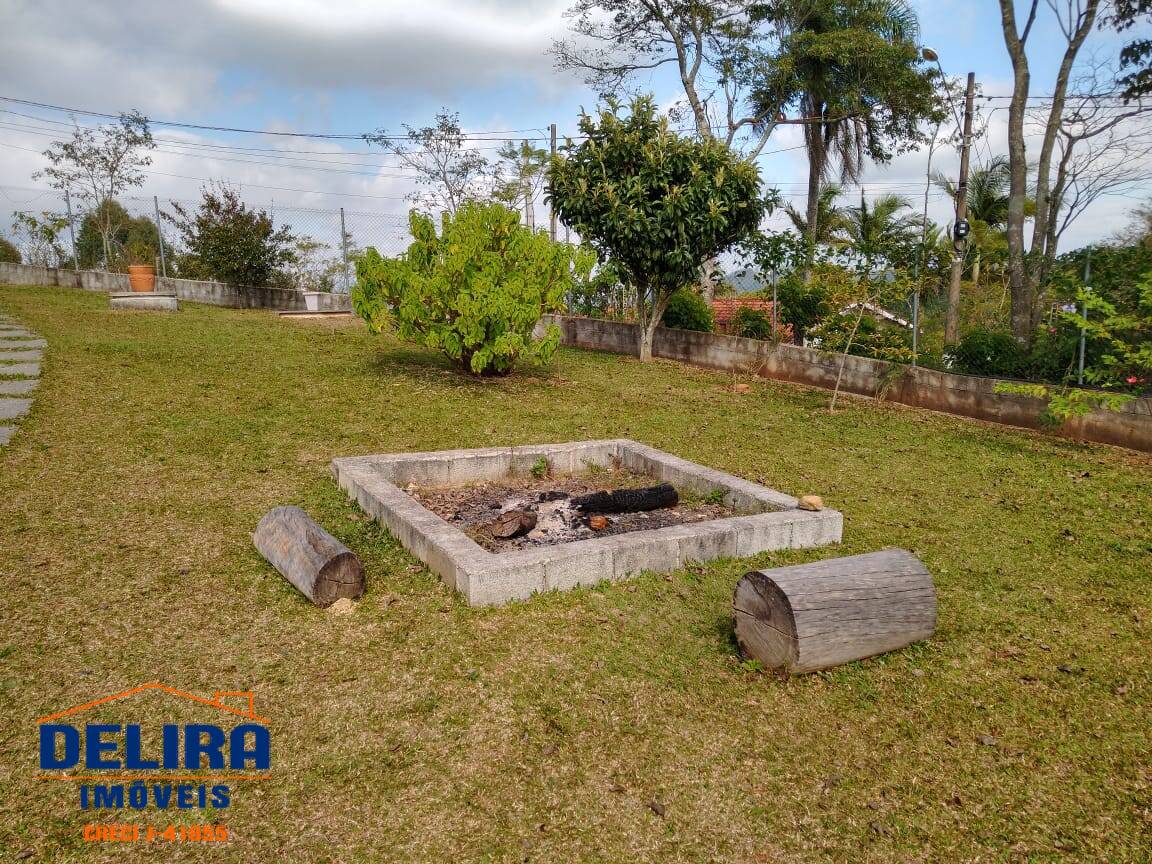 Chácara à venda com 3 quartos, 200m² - Foto 36
