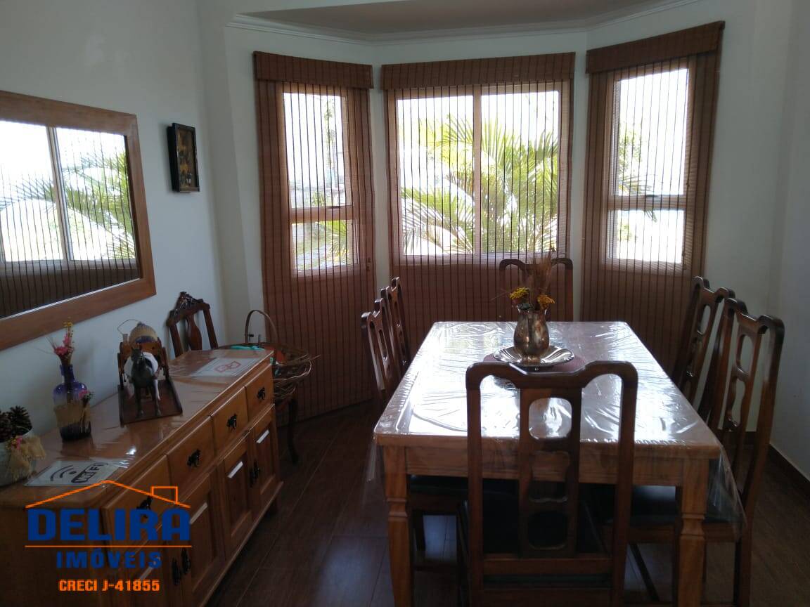 Chácara à venda com 3 quartos, 200m² - Foto 14