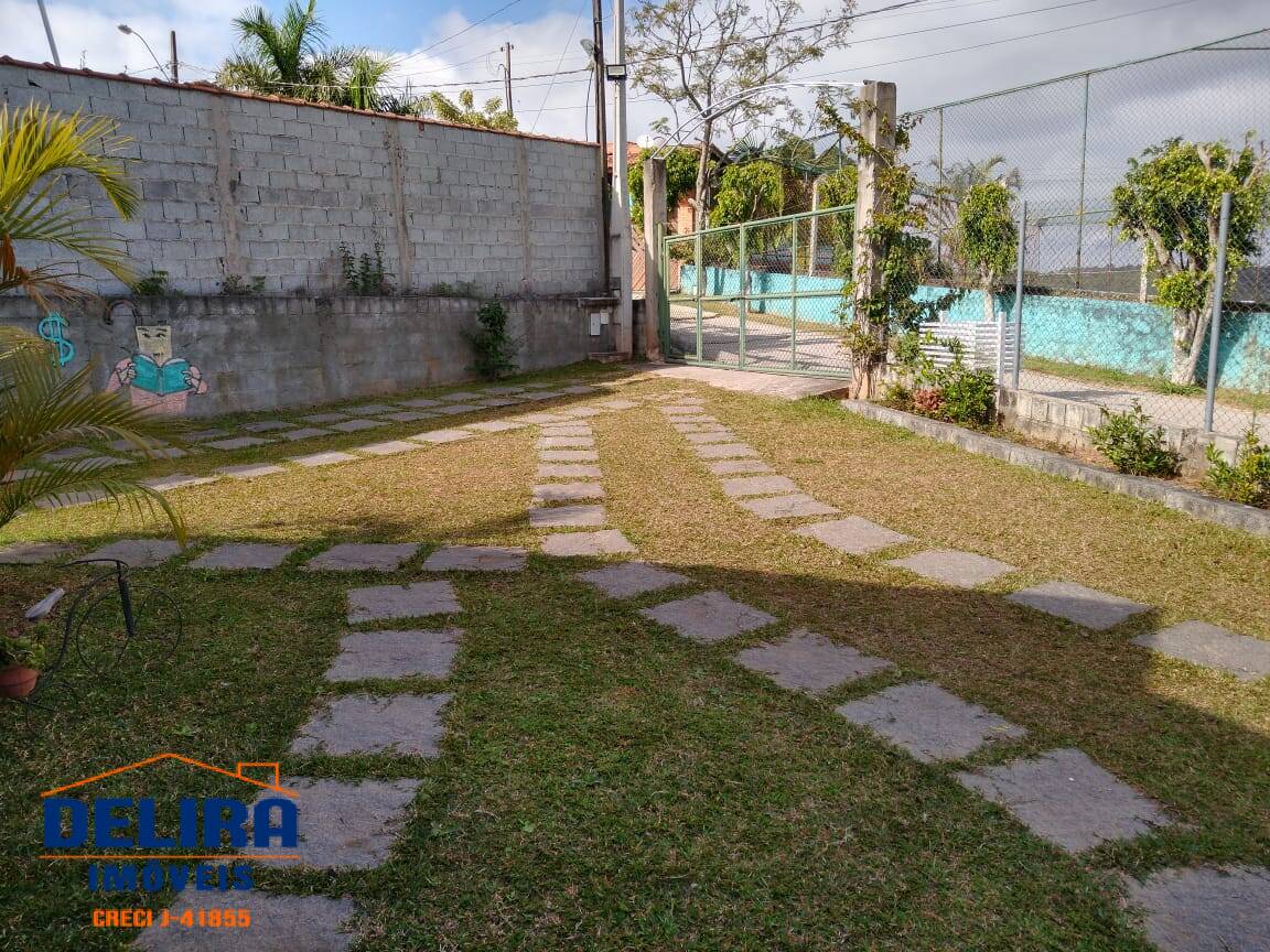 Chácara à venda com 3 quartos, 200m² - Foto 11