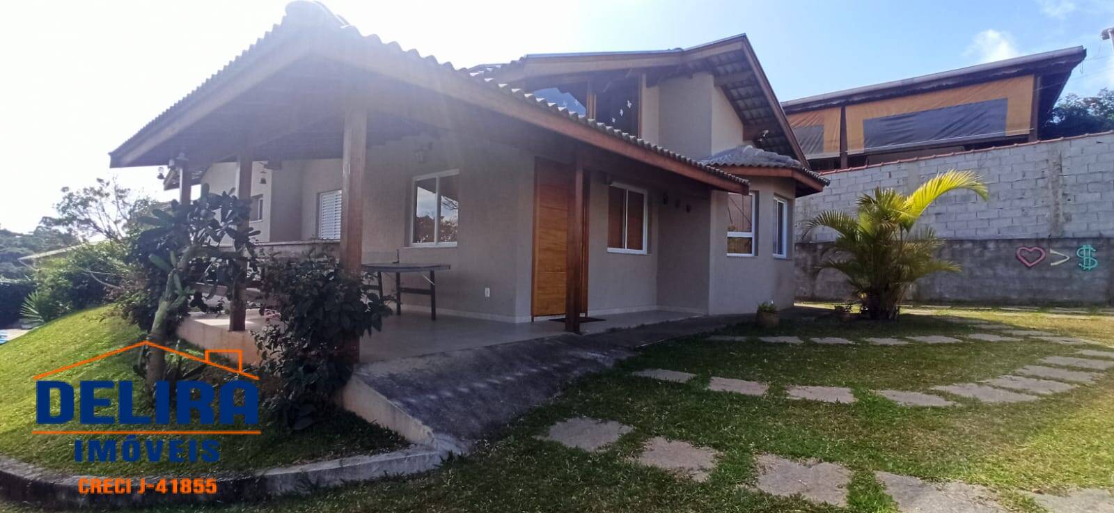 Chácara à venda com 3 quartos, 200m² - Foto 3