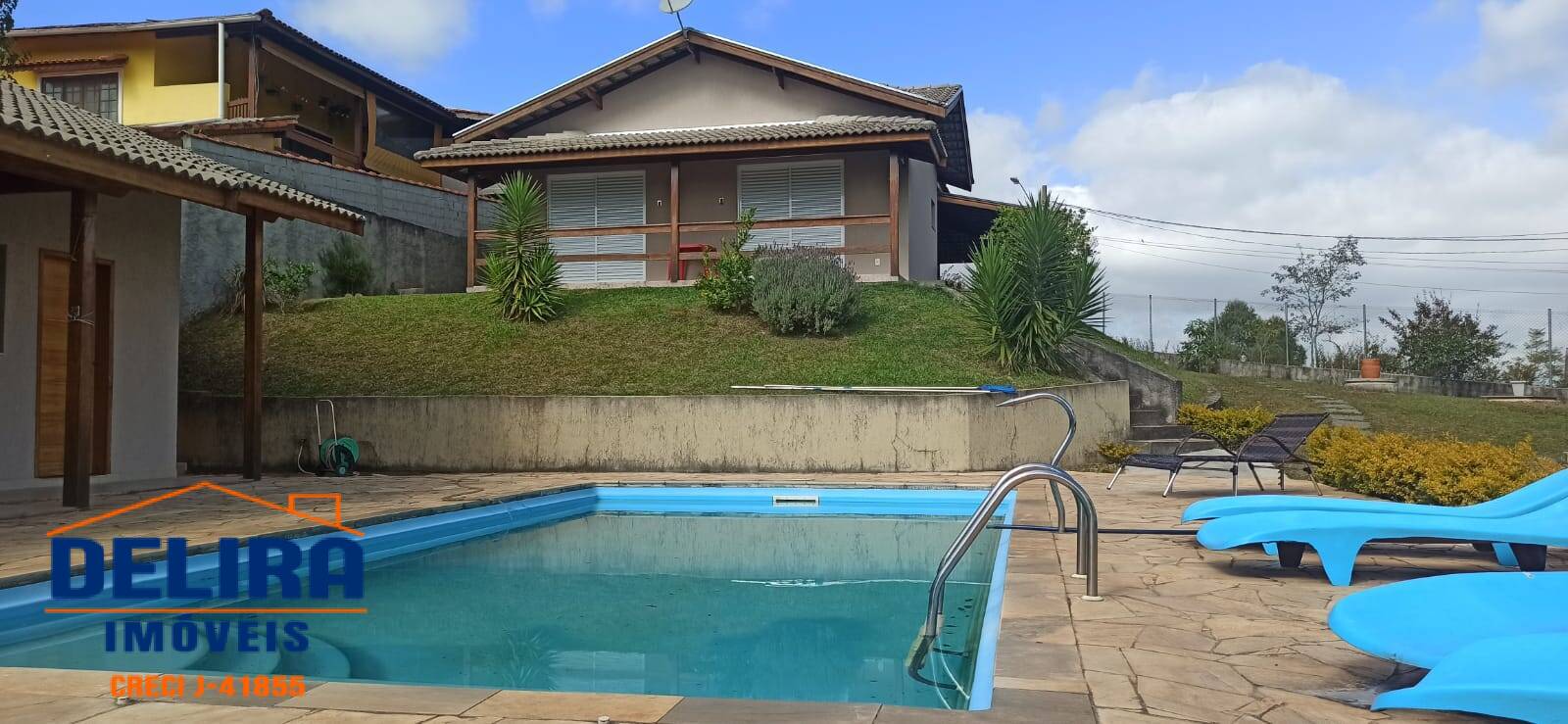 Chácara à venda com 3 quartos, 200m² - Foto 8