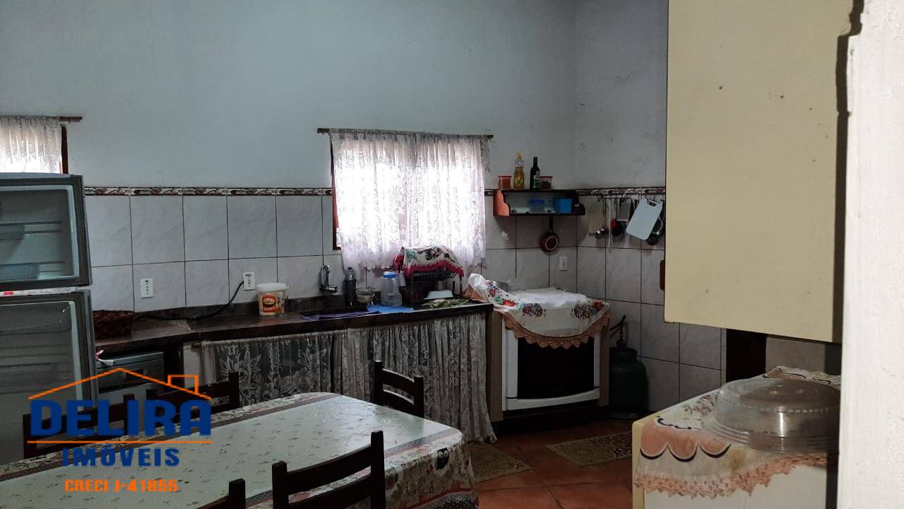 Chácara à venda com 4 quartos, 560m² - Foto 14