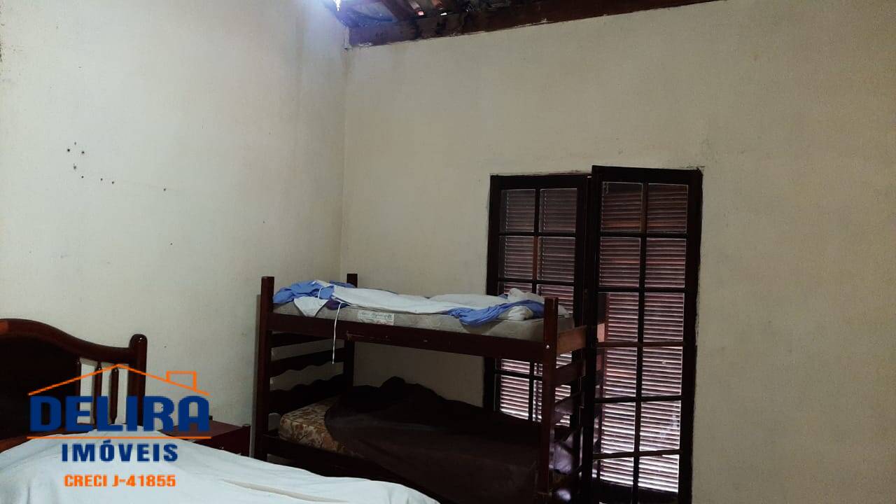 Chácara à venda com 4 quartos, 560m² - Foto 18