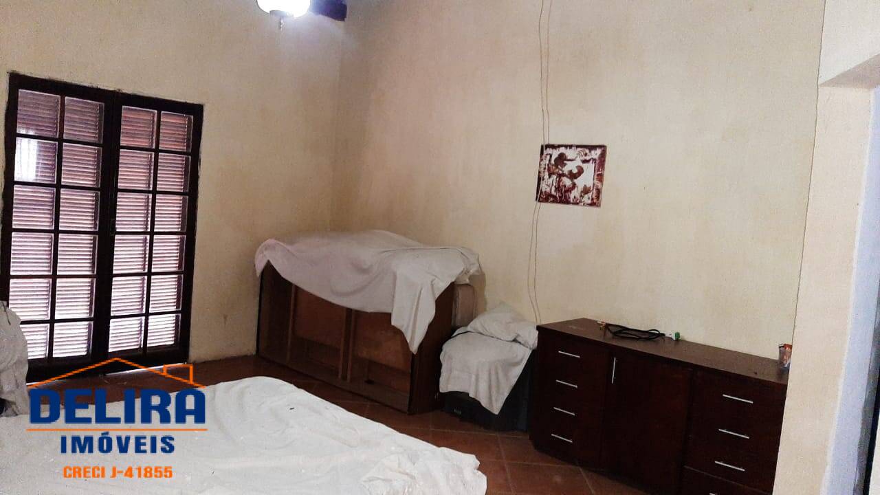 Chácara à venda com 4 quartos, 560m² - Foto 17
