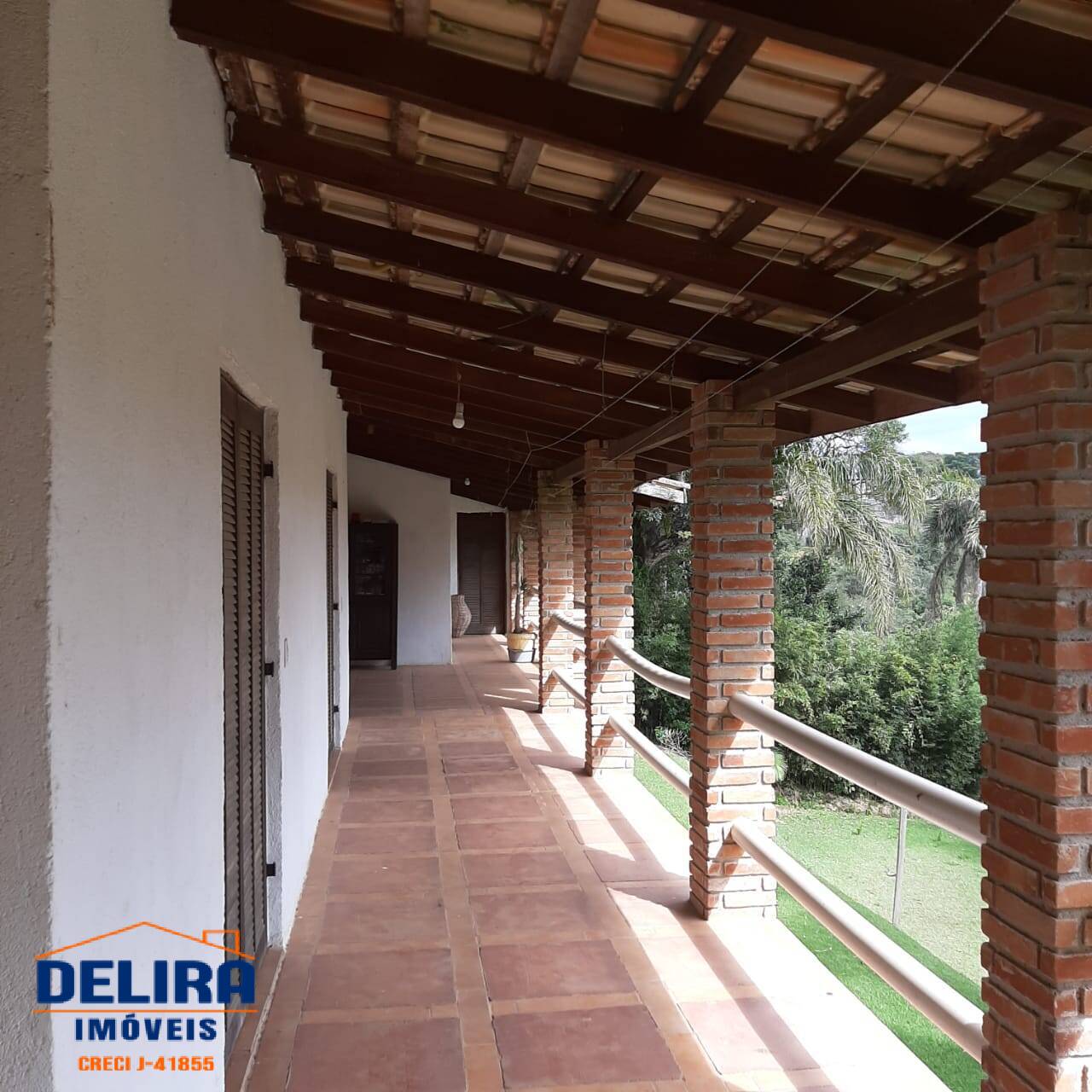 Chácara à venda com 4 quartos, 560m² - Foto 12