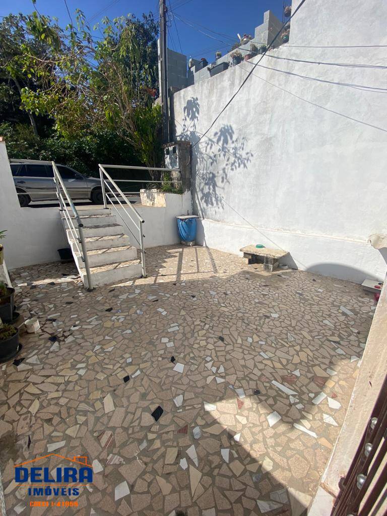 Casa, 3 quartos, 100 m² - Foto 2