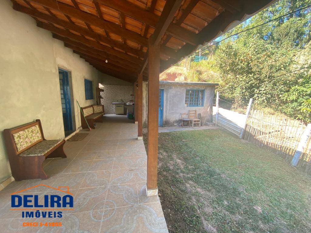 Chácara à venda com 2 quartos, 114m² - Foto 2