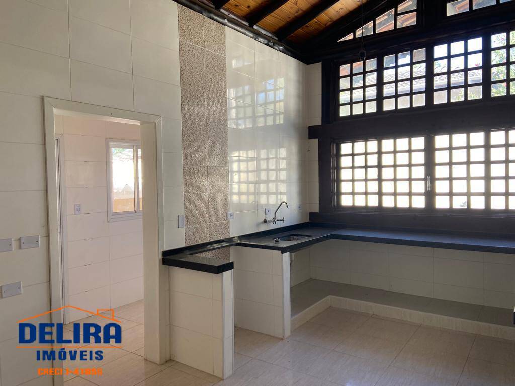 Casa, 3 quartos, 300 m² - Foto 14