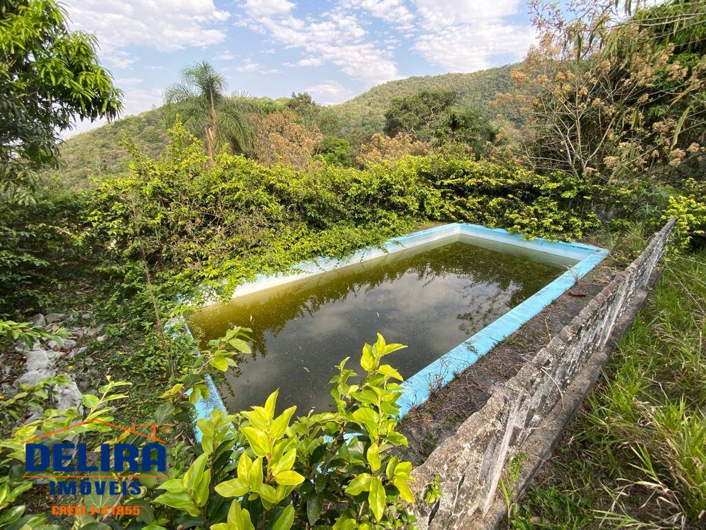 Sítio, 4 quartos, 3000 m² - Foto 23