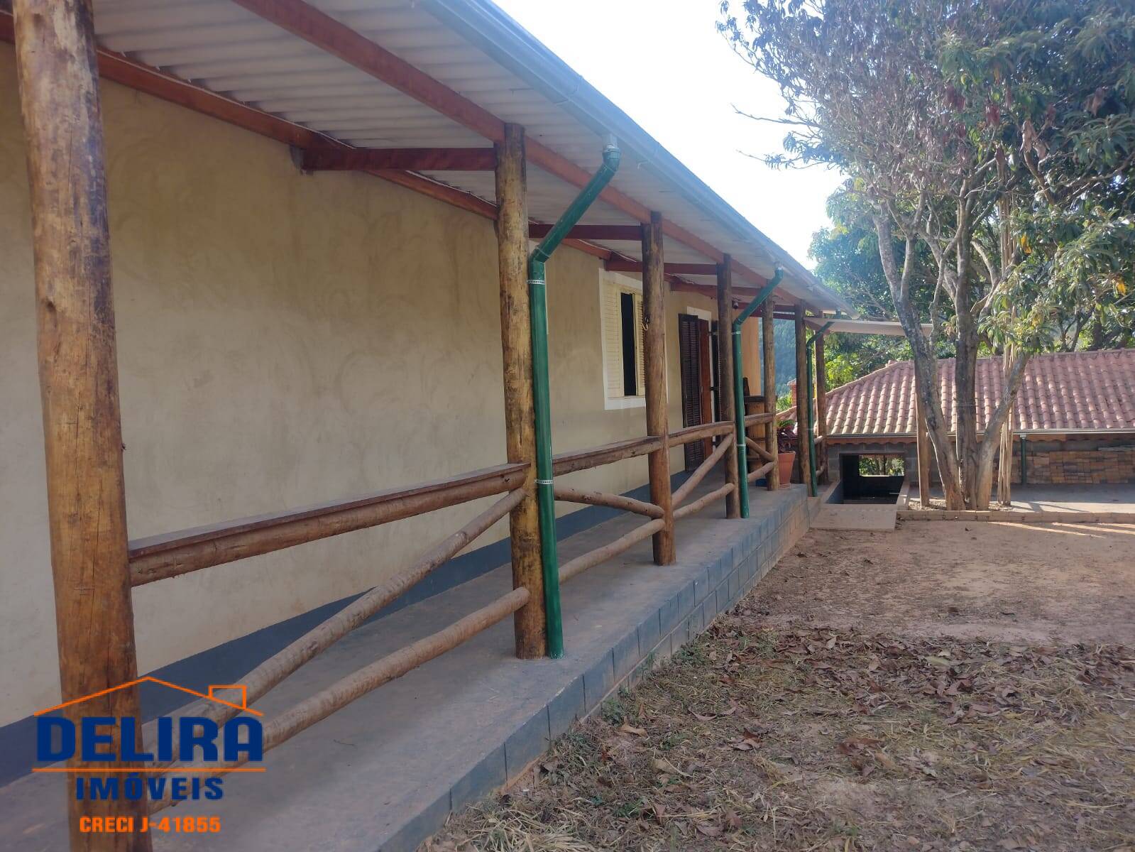 Chácara à venda com 4 quartos, 300m² - Foto 15