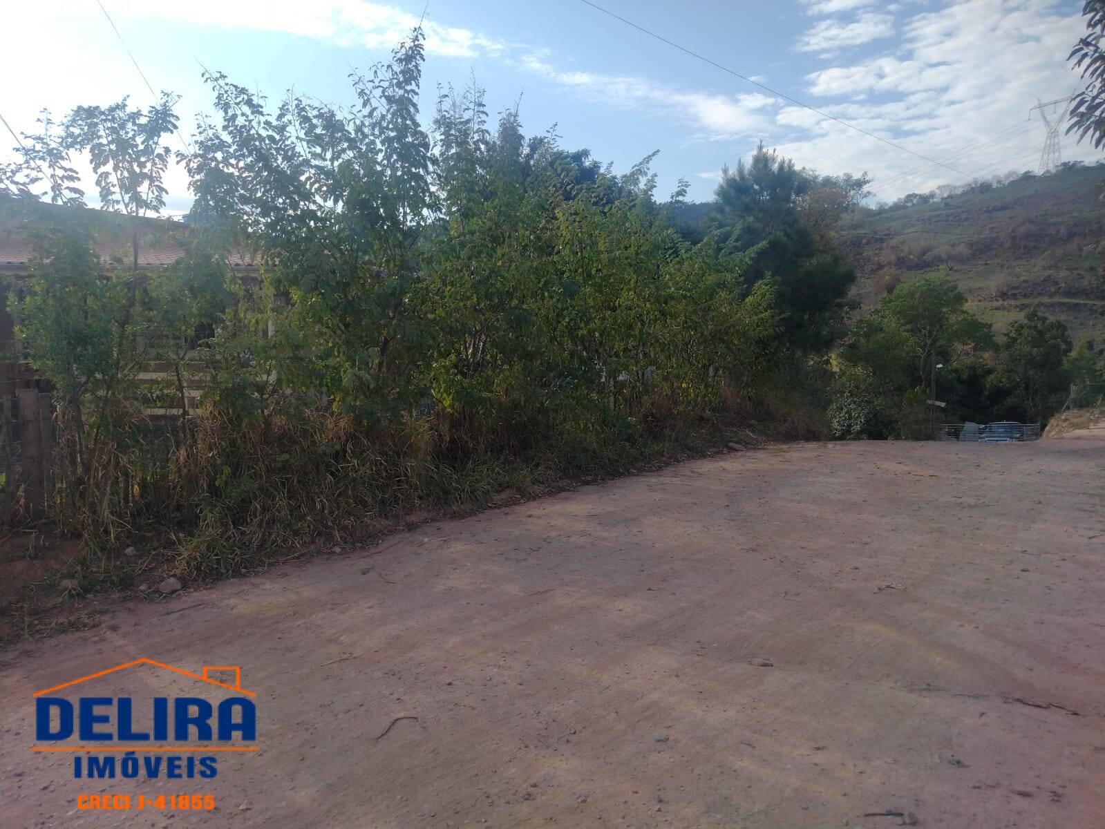 Chácara à venda com 4 quartos, 300m² - Foto 31