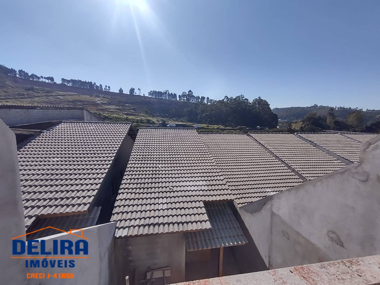 Casa à venda com 2 quartos, 60m² - Foto 3