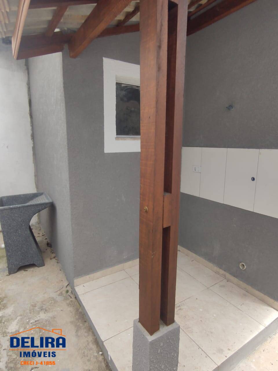 Casa à venda com 2 quartos, 60m² - Foto 11
