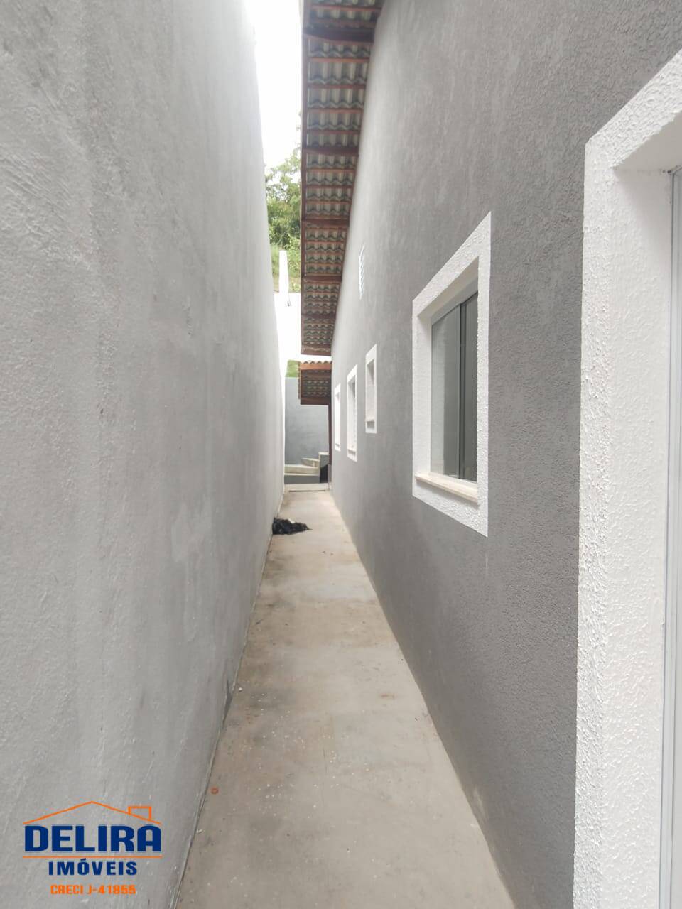 Casa à venda com 2 quartos, 60m² - Foto 14