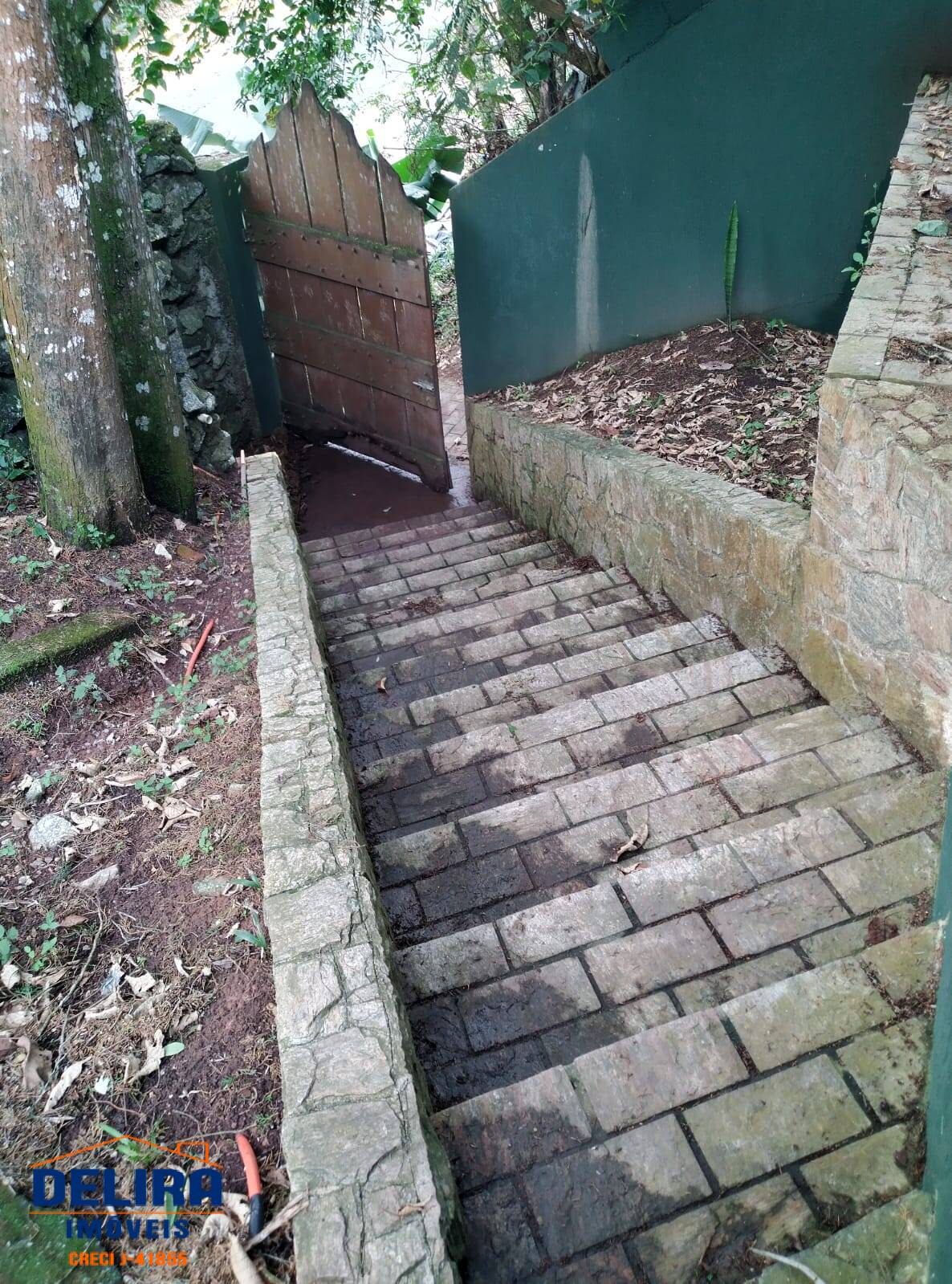 Chácara à venda e aluguel com 6 quartos, 700m² - Foto 8