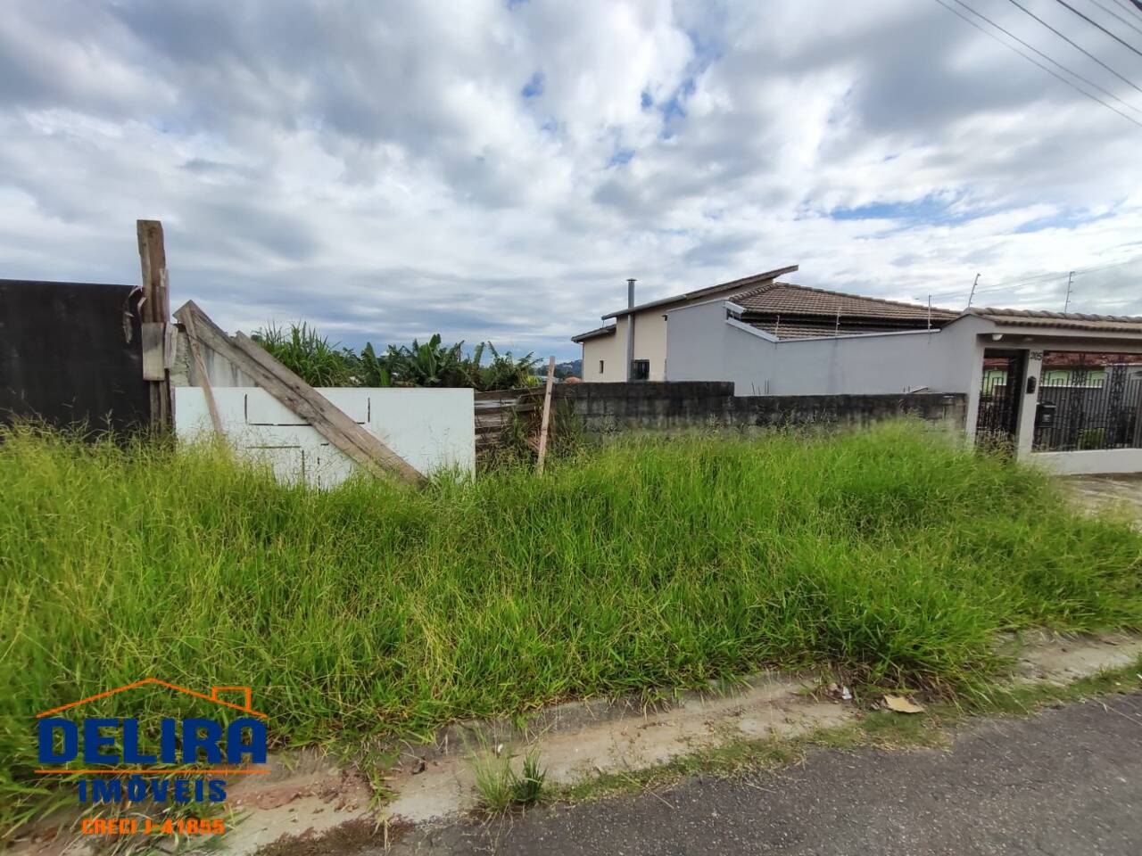 Terreno, 300 m² - Foto 1