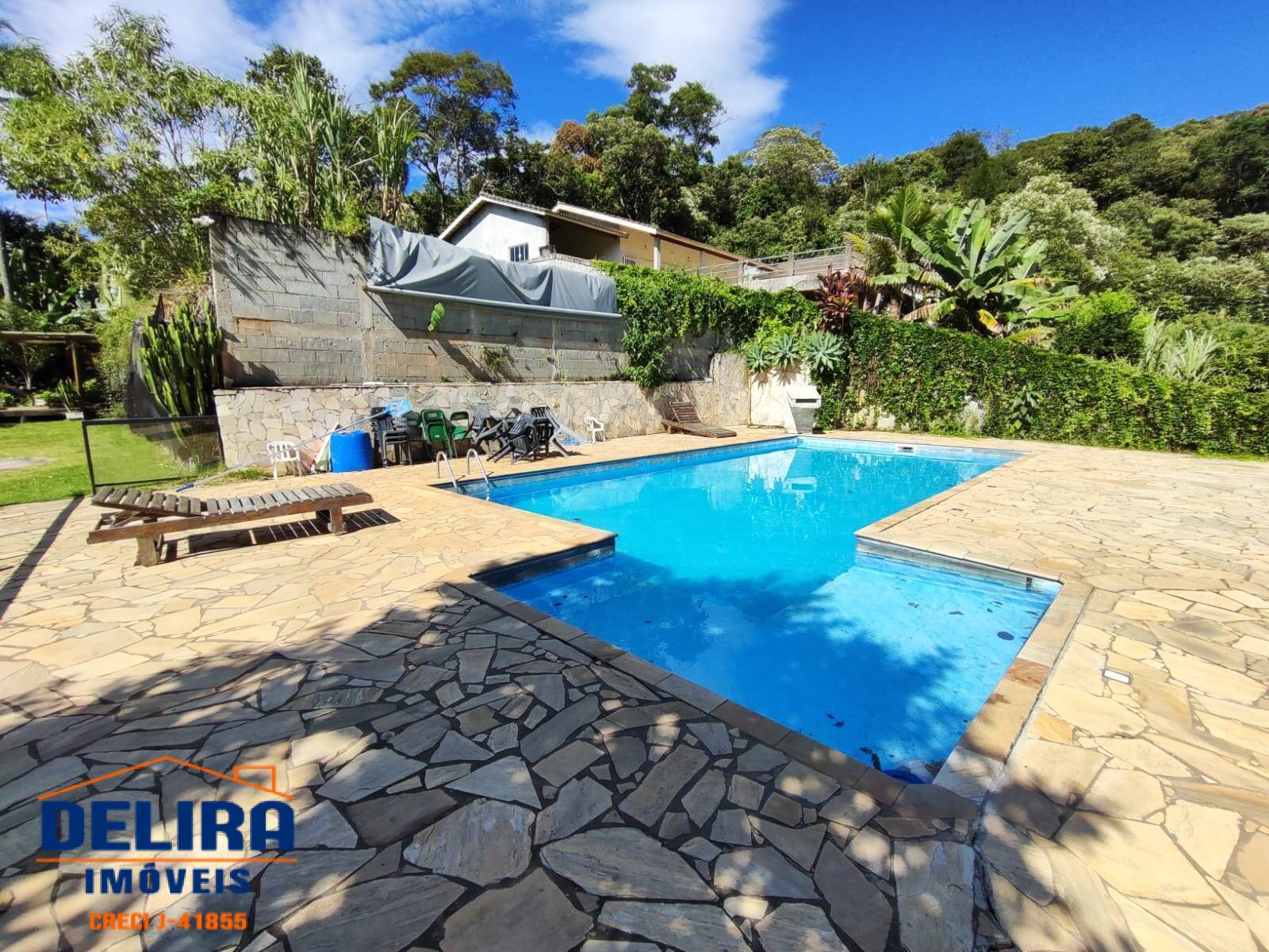 Chácara, 3 quartos, 3400 m² - Foto 1