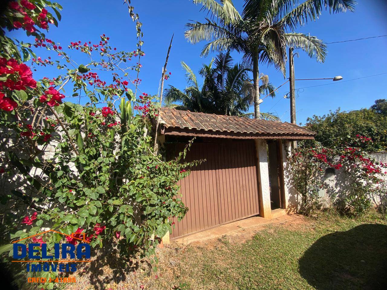 Chácara, 4 quartos, 980 m² - Foto 1