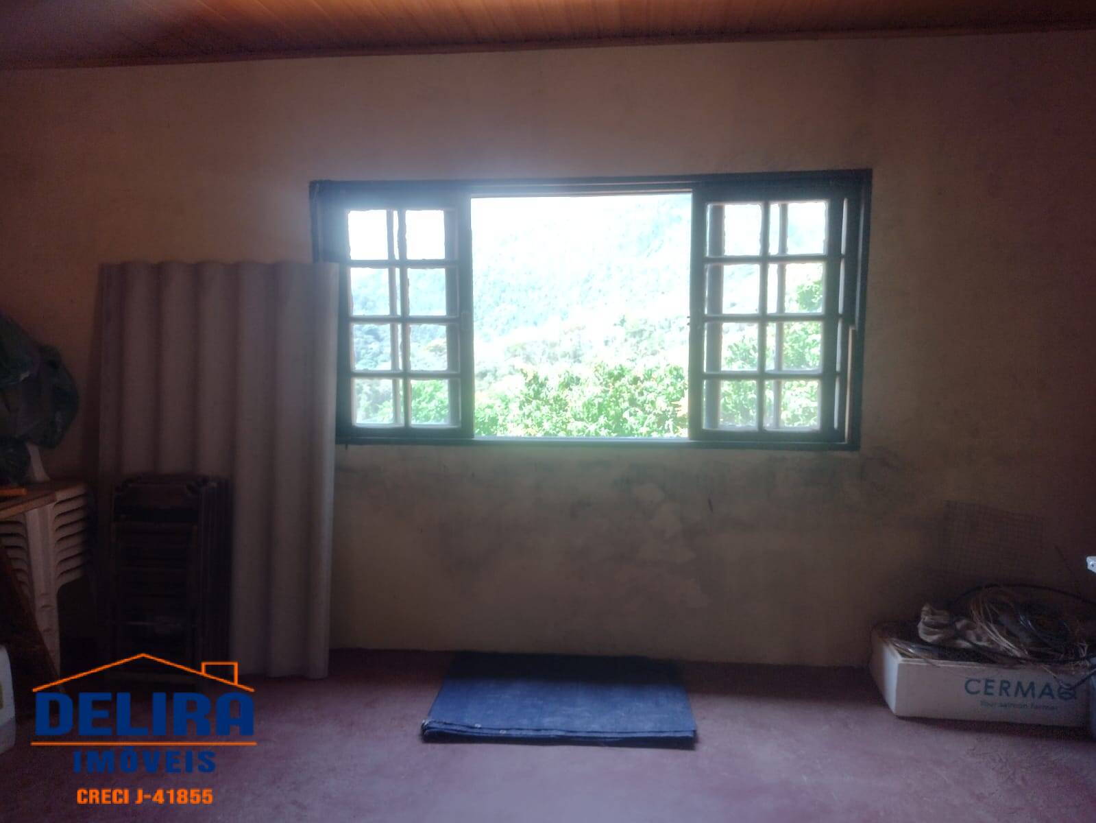 Chácara à venda com 4 quartos, 300m² - Foto 32