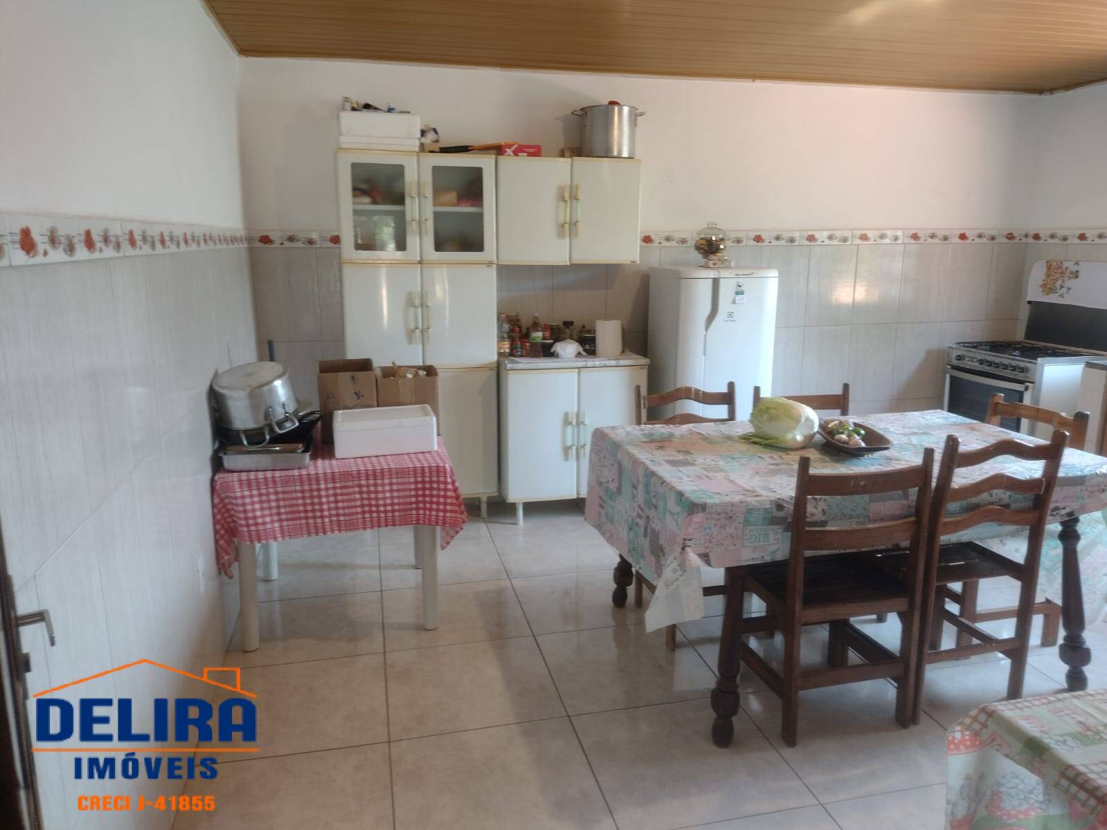 Chácara à venda com 4 quartos, 300m² - Foto 45