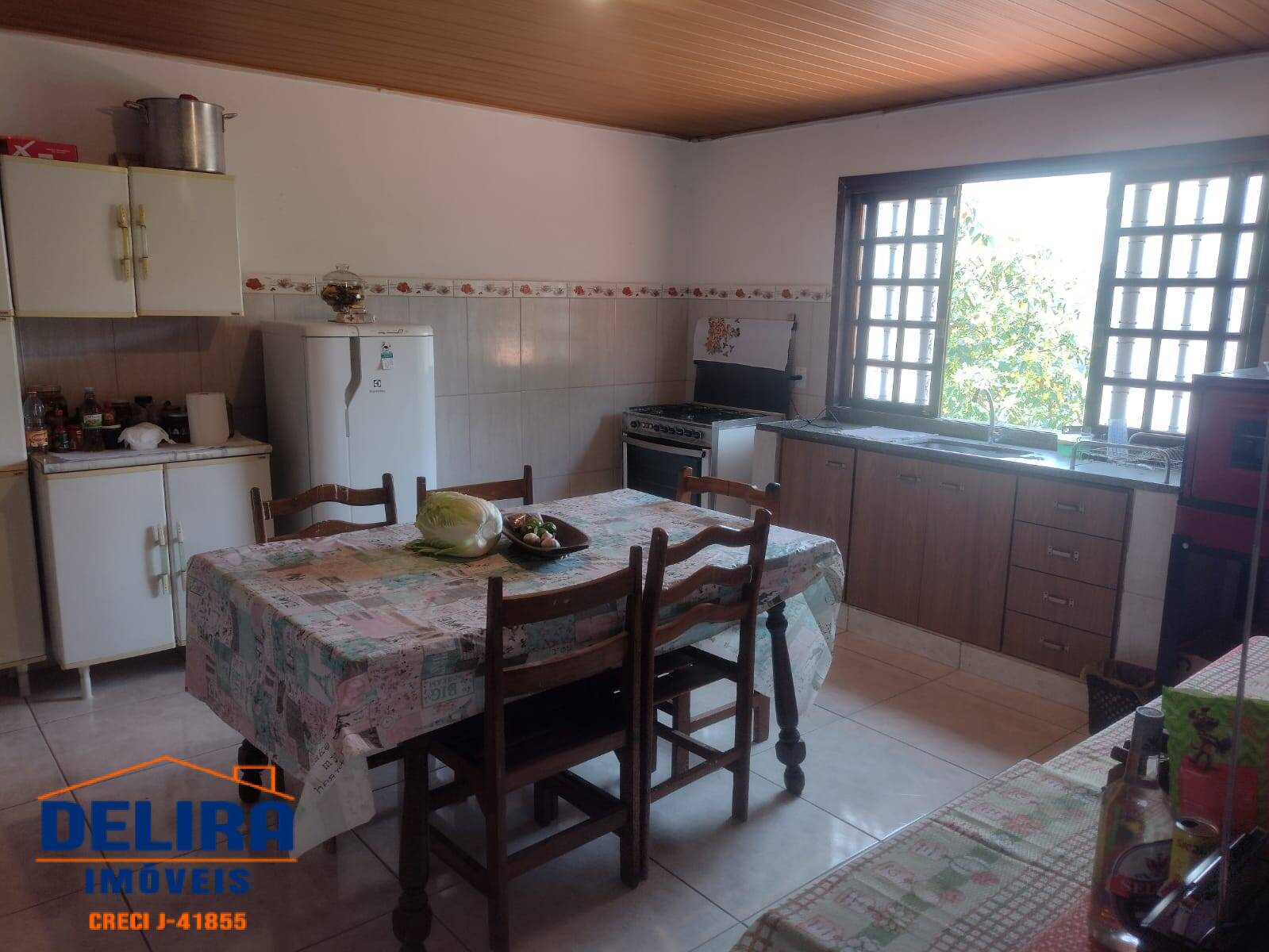 Chácara à venda com 4 quartos, 300m² - Foto 46
