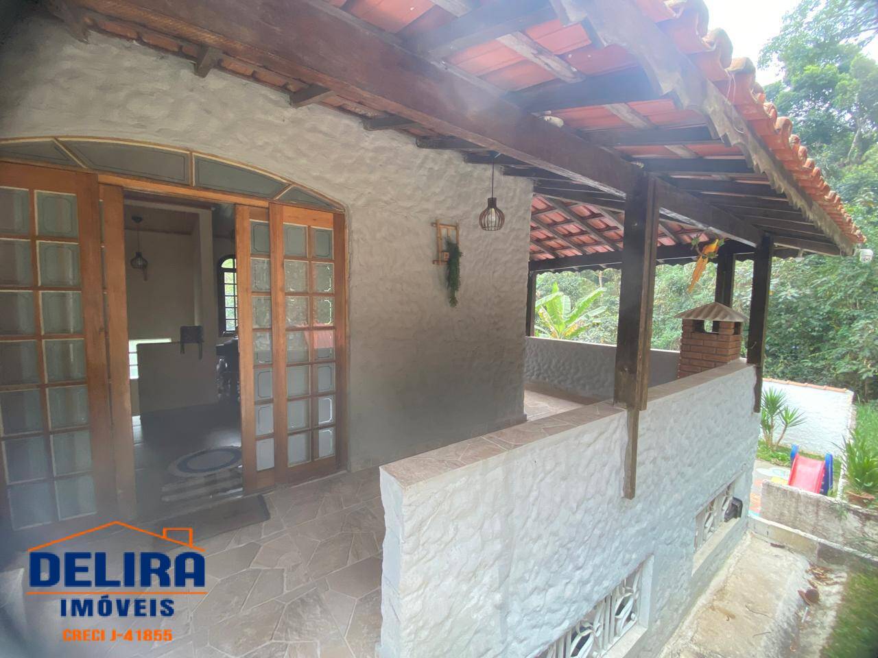 Chácara à venda e aluguel com 4 quartos, 1700m² - Foto 2