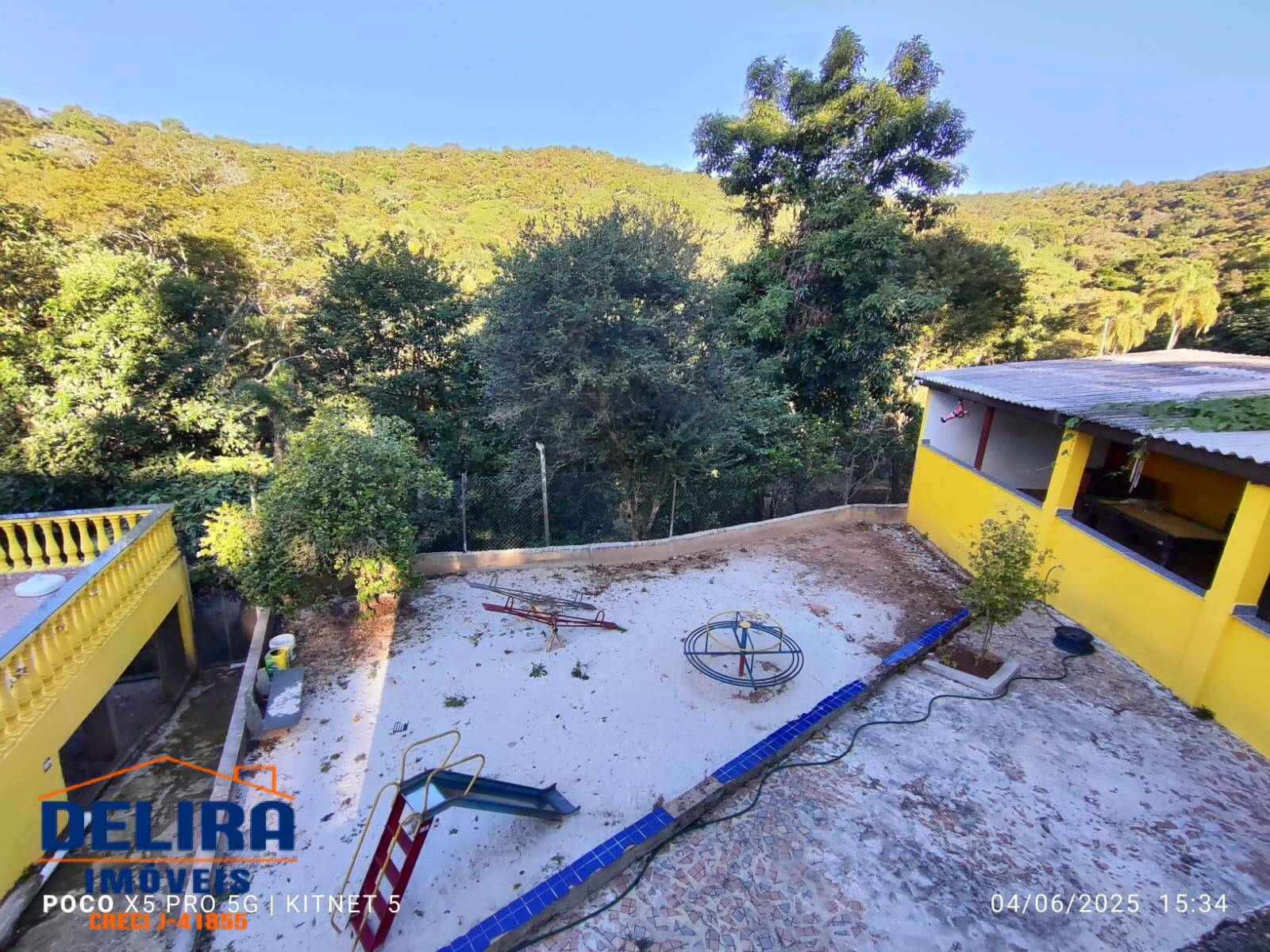 Chácara à venda com 4 quartos, 3600m² - Foto 12