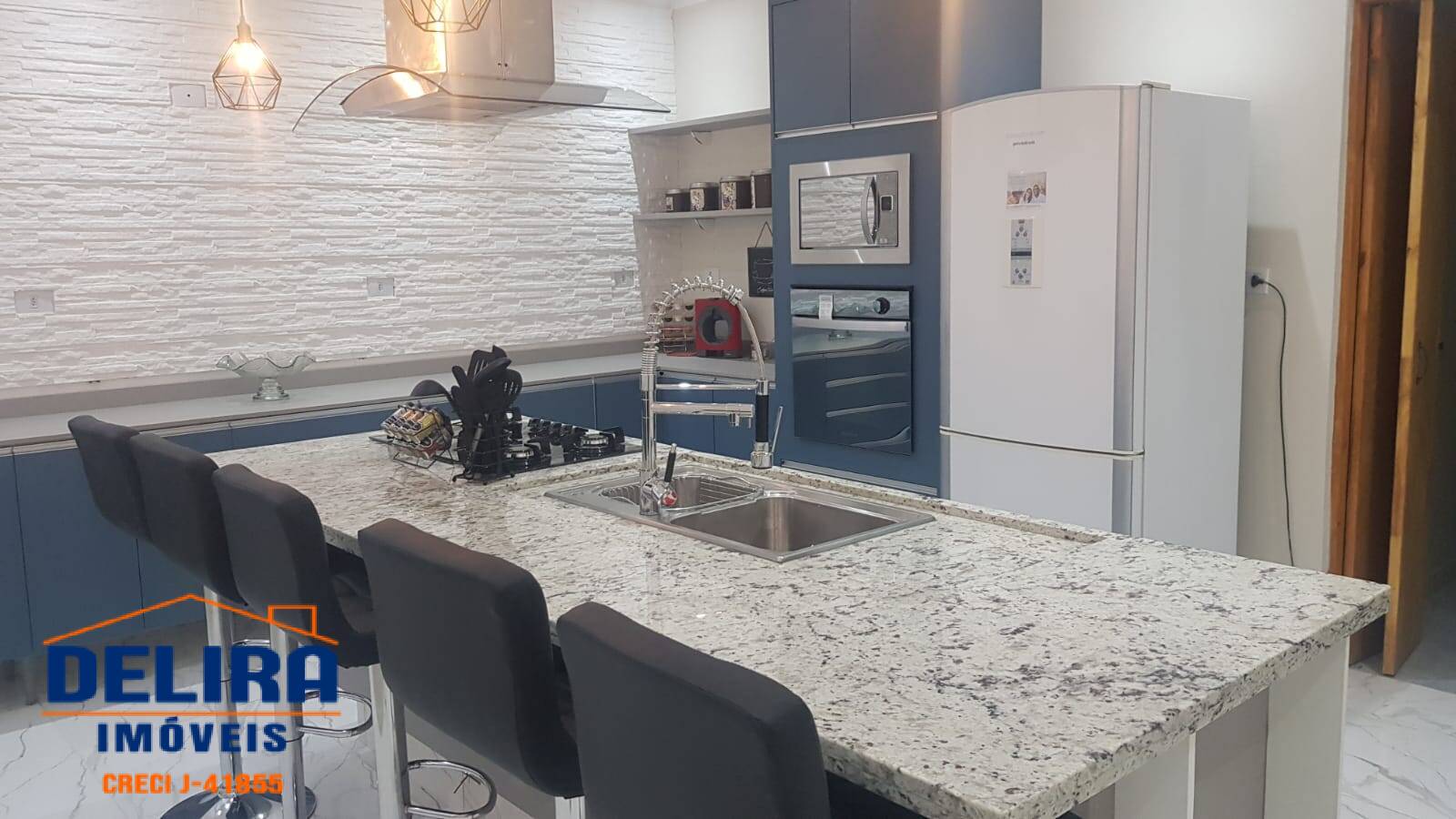 Casa, 2 quartos, 299 m² - Foto 1