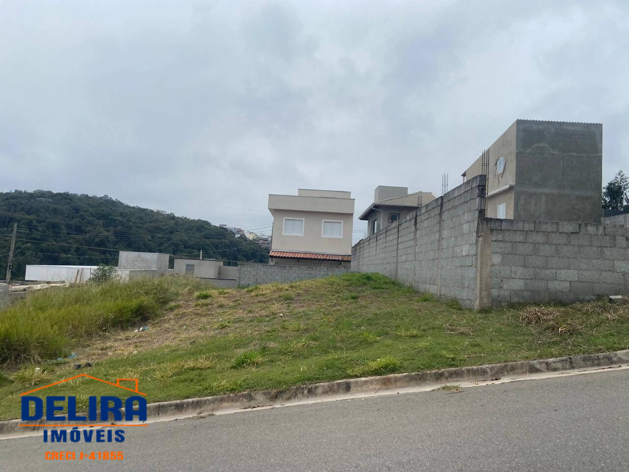Terreno, 140 m² - Foto 1