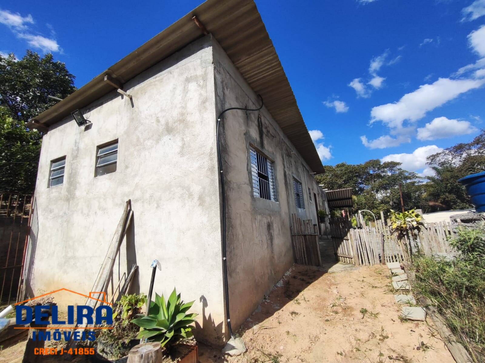 Chácara à venda com 2 quartos, 70m² - Foto 2
