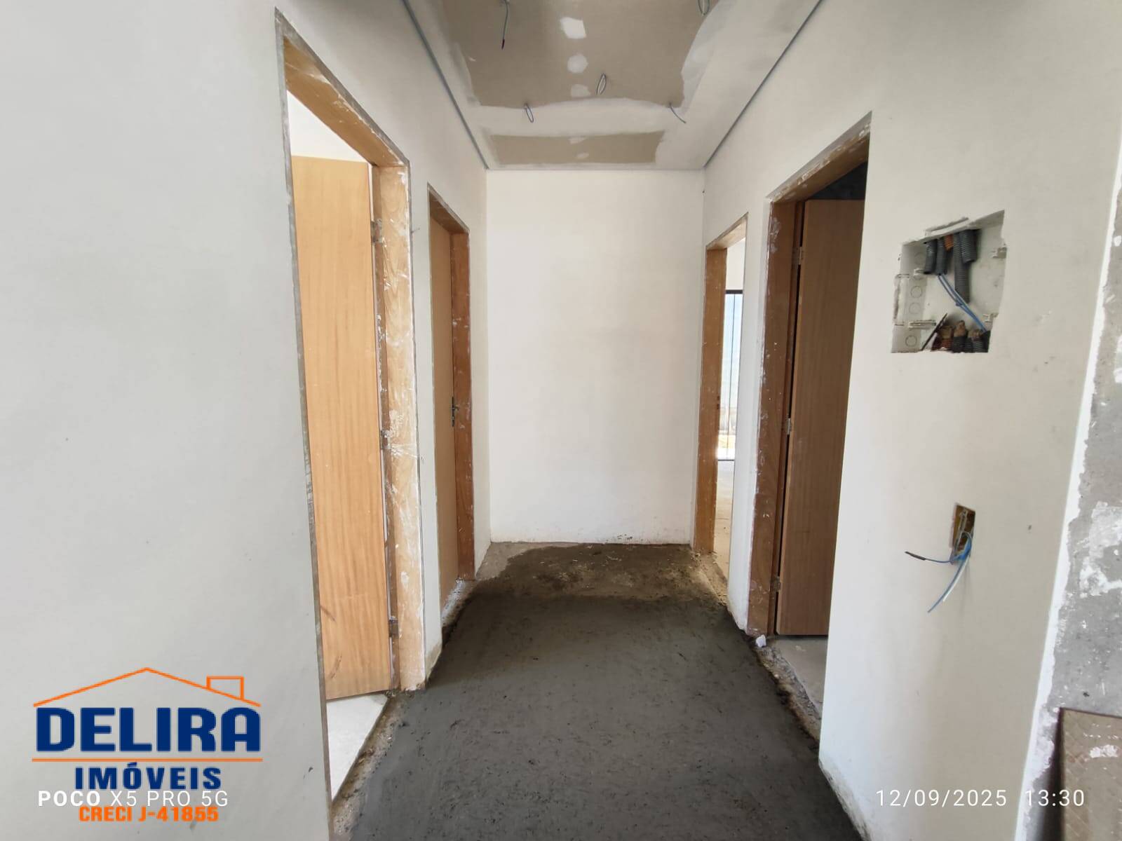 Casa à venda com 3 quartos, 110m² - Foto 20
