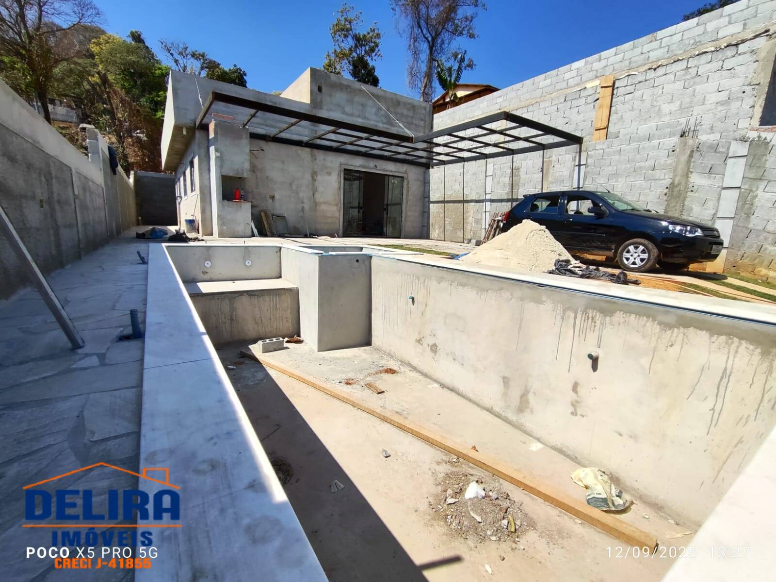 Casa à venda com 3 quartos, 110m² - Foto 27