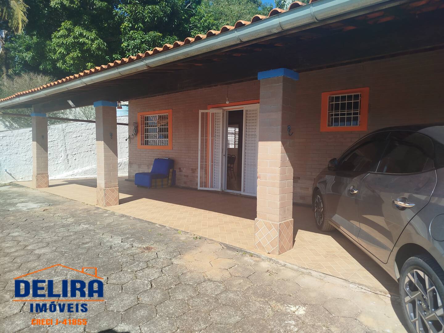 Chácara à venda com 2 quartos, 1050m² - Foto 2