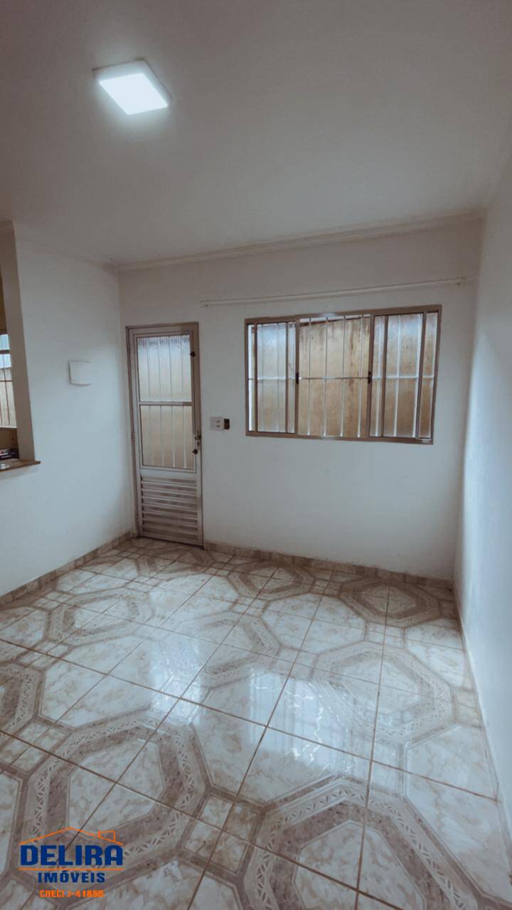 Casa, 2 quartos, 67 m² - Foto 4