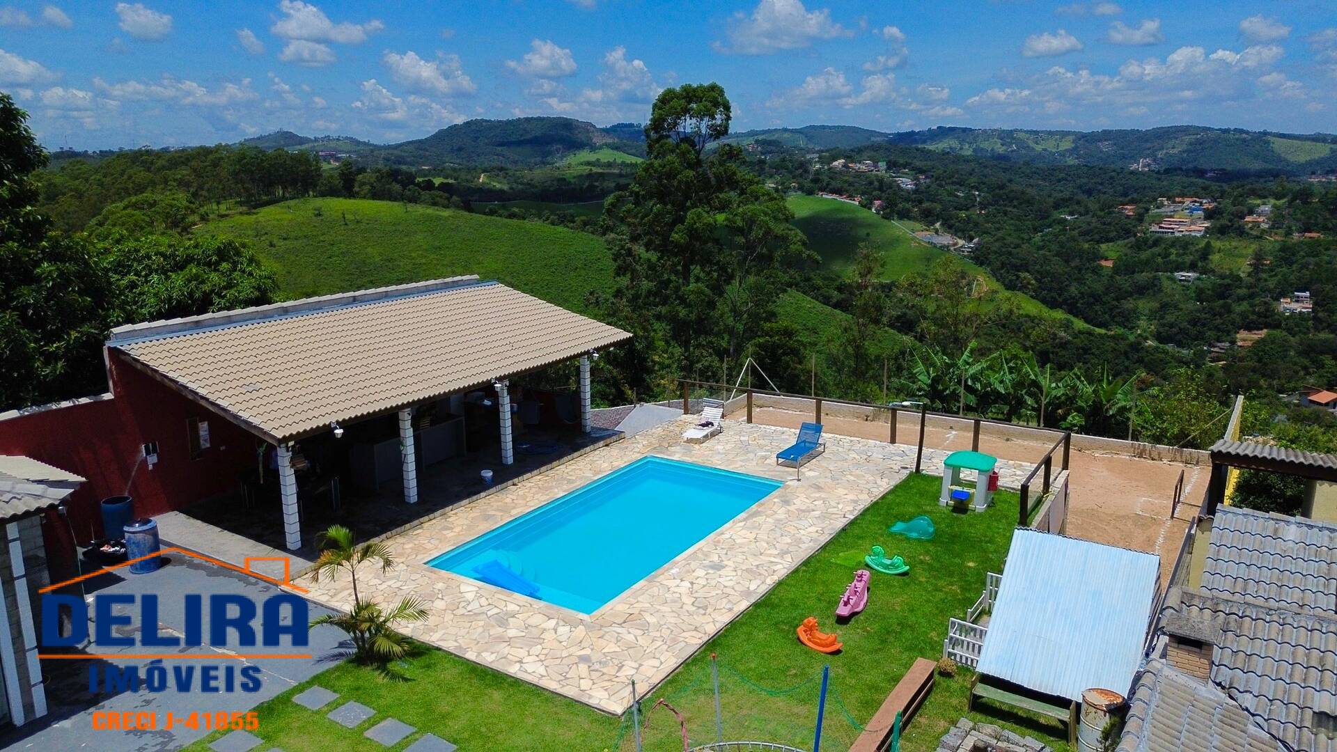 Sítio, 2 quartos, 1100 m² - Foto 2